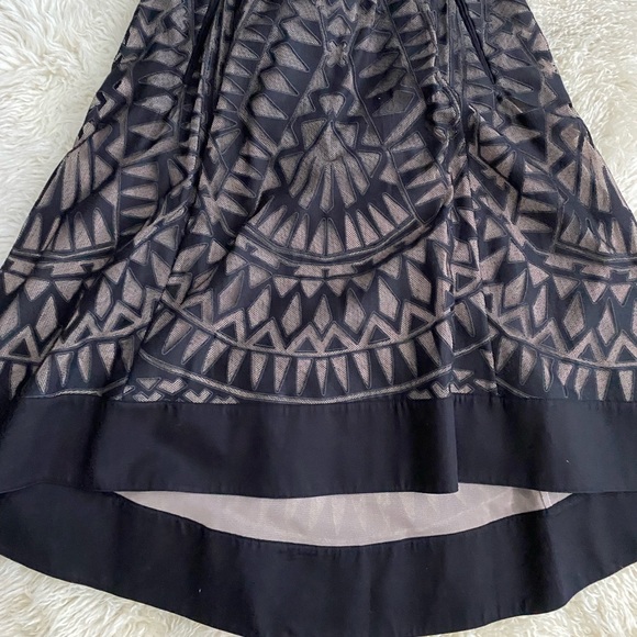 Bcbg high low skirt with shorts white and black available - Picture 13 of 17